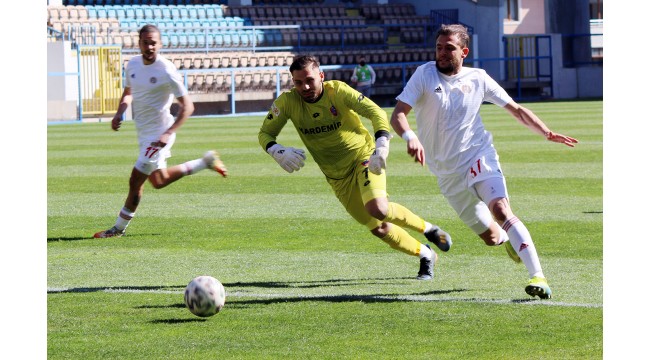 Turgutluspor’dan Karabük’te 4 gollü galibiyet
