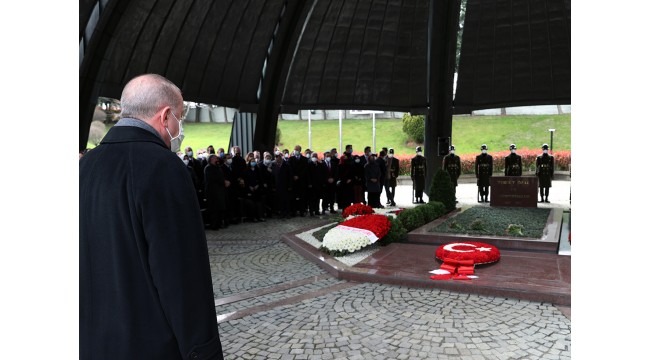 8. Cumhurbaşkanı Turgut Özal, vefatının 28. yılında kabri başında anıldı