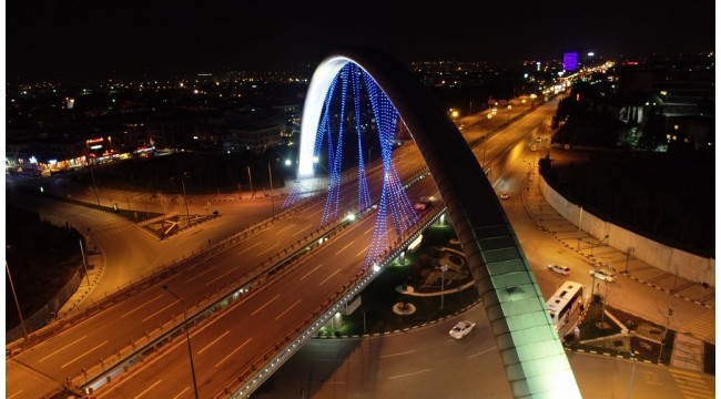 Büyükşehir Otizm İçin ‘Mavi Işık’ Yaktı