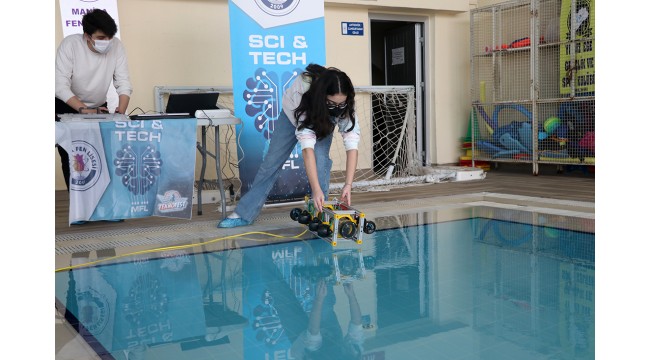 Lise öğrencileri TEKNOFEST 2021 için insansız su altı robotu geliştirdi