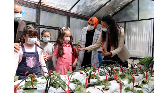 İlkokul öğrencileri "Hayat Oyunu" projesiyle hayatı yaşayarak öğreniyor