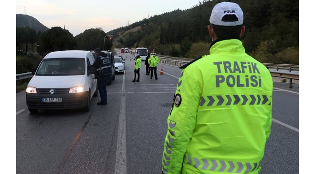 Turgutlu'da 232 kişiye kısıtlama ihlalinden para cezası!
