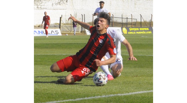 Turgutluspor Pazar'da kayıp