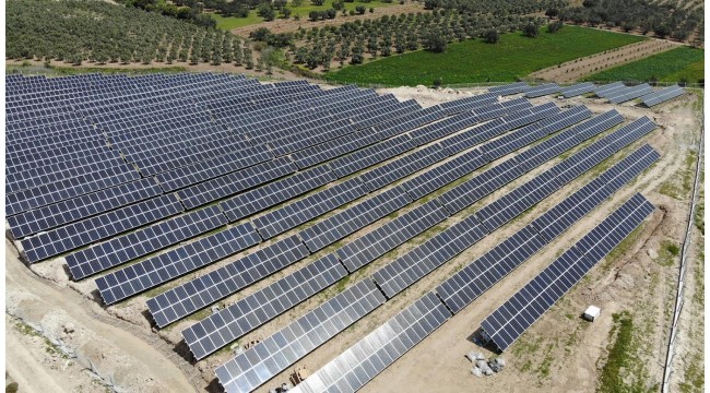 Ahmetli GES Projesinde panellerin kurulumu tamamlandı