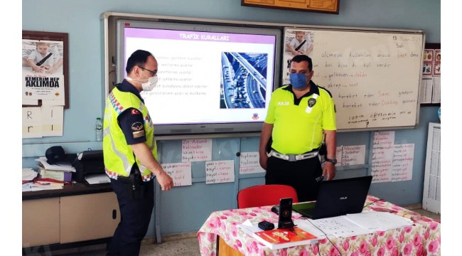 Jandarma ve polisten öğrencilere uzaktan trafik eğitimi