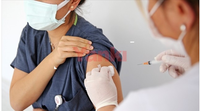 Kovid-19'la mücadele kapsamında uygulanan aşı miktarı 27 milyon 860 bin 302 oldu