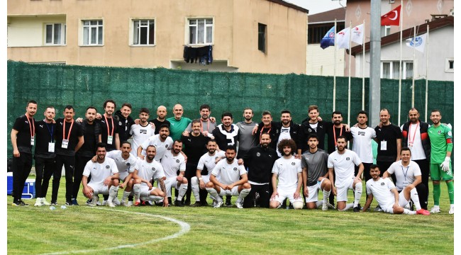 Manisa FK namağlup şampiyon olup tarihe geçti