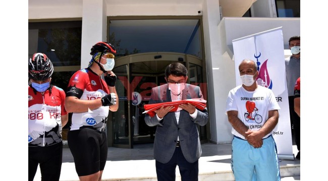 Manisalı Bisikletçiler Samsun'a bin kilometre pedal çevirecek 