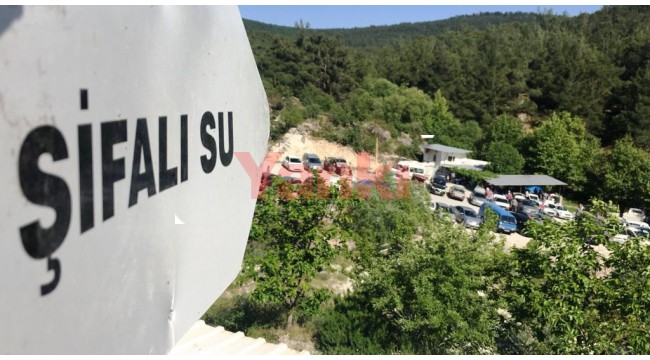 Türkiye Manisa'daki şifalı suya hücum etti