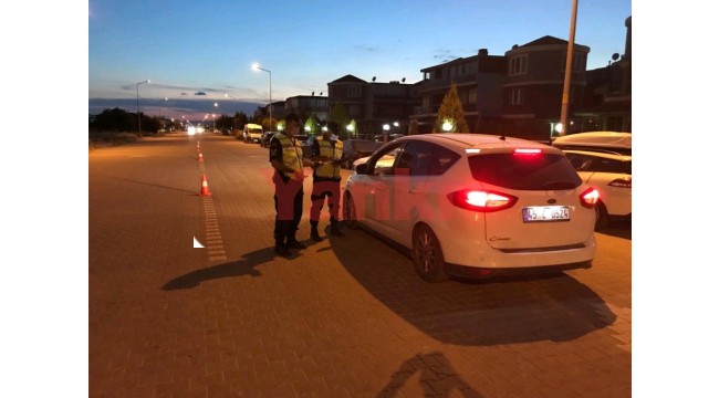 Jandarmanın denetiminde, 7 sürücünün ehliyetine el kondu