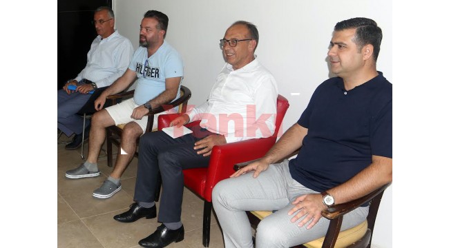 Başkan Akın’dan Turgutluspor’a moral ziyareti