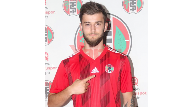 Turgutluspor Ozan Can Oruç’la imzaladı