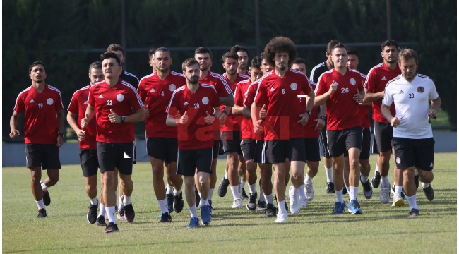 Turgutluspor, perdeyi Sivas'ta açıyor!