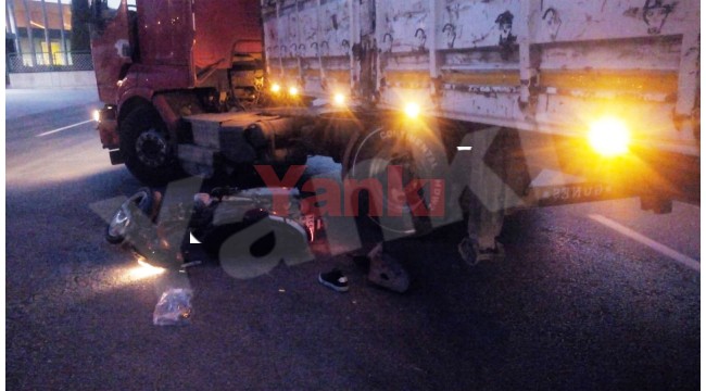 Kamyon ile çarpışan 56 yaşındaki motosiklet sürücüsü yaşamını yitirdi