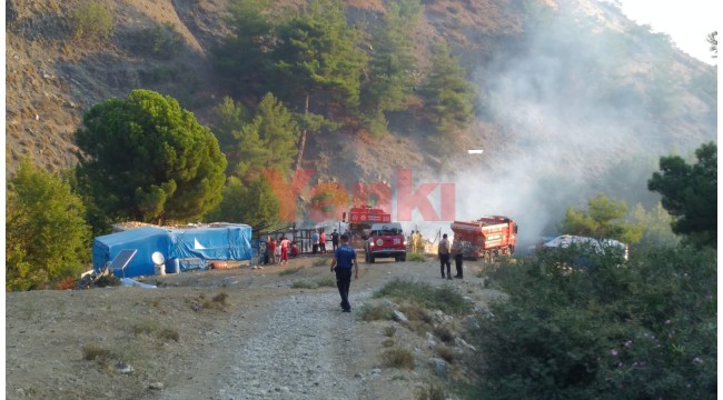 Manisa'da ağılda çıkan yangın kontrol altına alındı