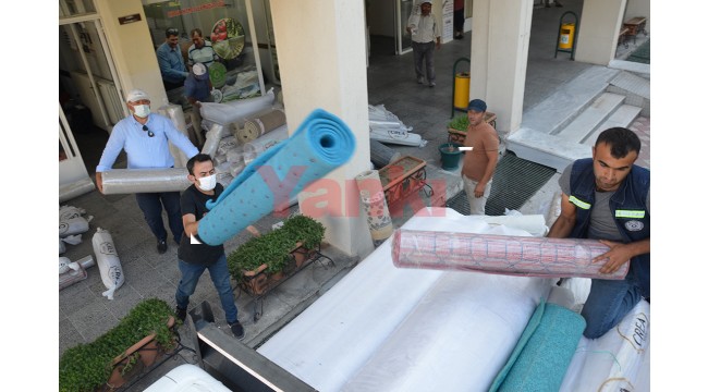 Manisa'nın halılarıyla ünlü Demirci'den orman yangını mağdurlarına halı gönderildi