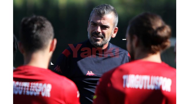 Akgün: 'Turgutluspor alacağı skorlarla adından çokça söz ettirecek bir takım olacak'