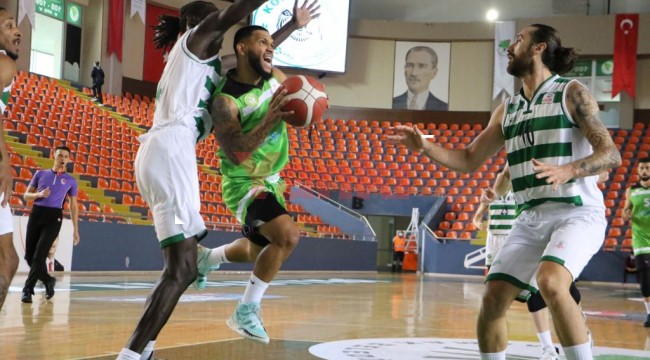 Büyükşehir Basketbol Takımı Finalde