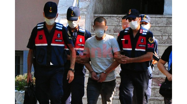 Kanepenin altındaki çukurda yakalanan şüpheli tutuklandı