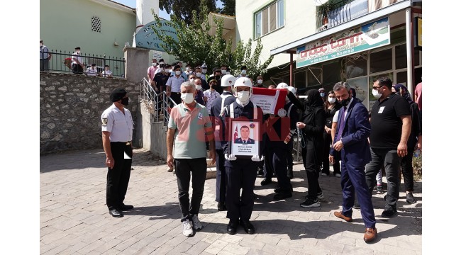 Koronaya yenik düşen jandarma başçavuşun cenazesi Manisa'da toprağa verildi