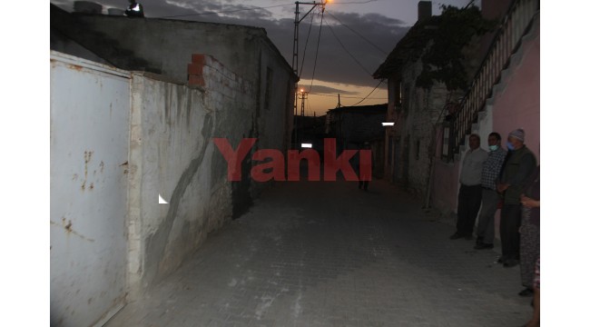 Tarhana sermek isterken 6 metreden beton zemine düşen yaşlı kadın öldü