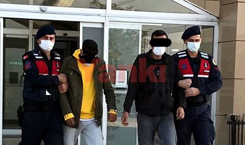 Camilerden 61 halı çalan 2 şüpheli tutuklandı