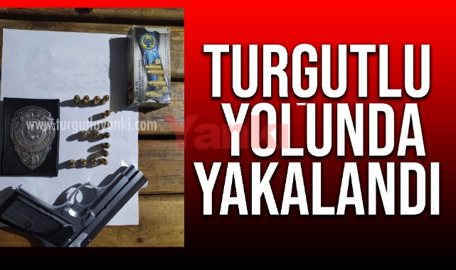 Durdurulan otomobilde polis rozeti ve silah ele geçirildi