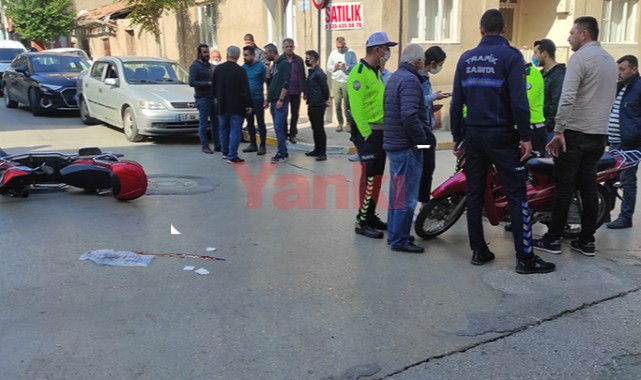 Elektrikli bisiklet ile motosikletin çarpıştığı kazada 2 kişi yaralandı