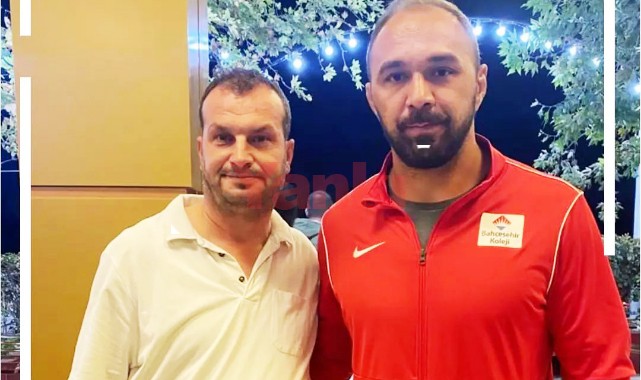 Gamalı Köftecisi, başpehlivan Ali Gürbüz'ü ağırladı