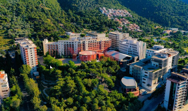 İzmir Ekonomi Üniversitesi Öğretim Üyesi alıyor