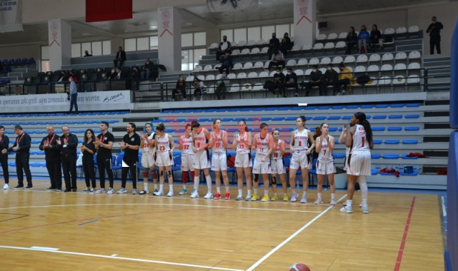 Kadın Basket Takımı Evinde Mağlup