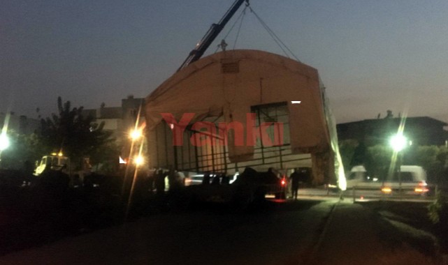  TIR’la taşınan dev çadırı görenler şaşkına döndü
