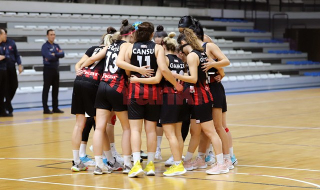 Turgutlu Belediyesporlu kadın basketbolcuların hedefi galibiyet!