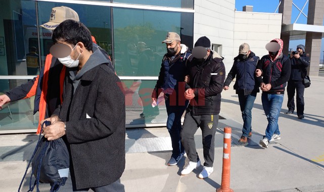 Manisa merkezli DEAŞ operasyonunda 4 tutuklama