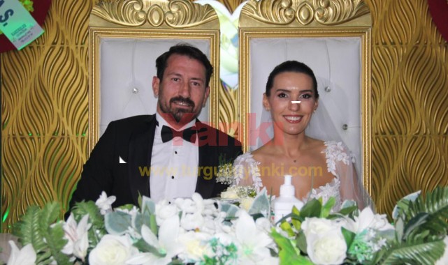 Pelin Özdemir ile Murat Benekli muradına erdi