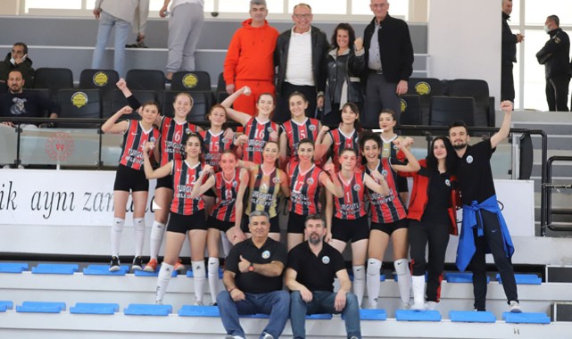 Turgutlu Belediyesi Kadın Voleybol takımı 2.yarı maçlarına hazırlanıyor
