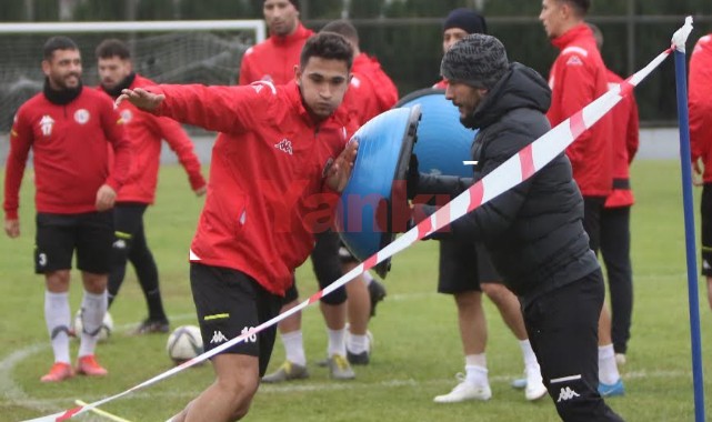 Turgutluspor’da Süleyman Faruk A Takım’a yükseldi