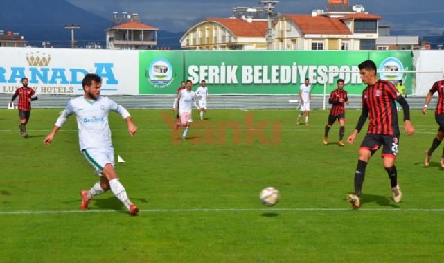 Turgutluspor Serik'te kayıp! 3-0