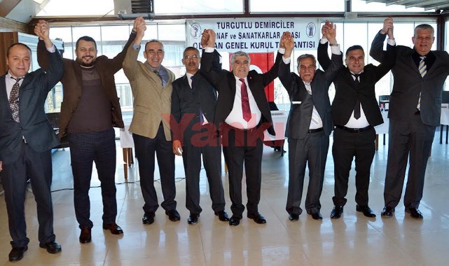 Demirciler'de Tekindağ yeniden başkan seçildi