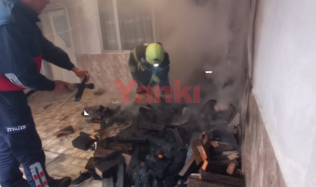 Odunluk yangını panik yarattı