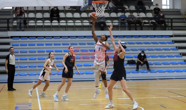 Turgutlu Belediye Kadın Basketbolcuları İstanbul Yolcusu