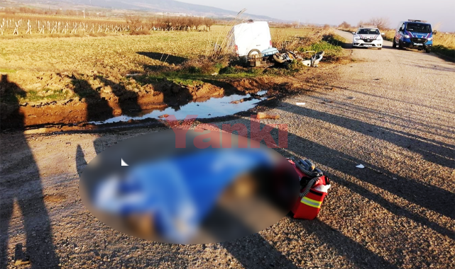 Turgutlu'da minibüsle çarpışan motosikletin sürücüsü yaşamını yitirdi