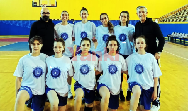 Turgutlu Lisesi'nin perileri Türkiye şampiyonasında yarı finalde!