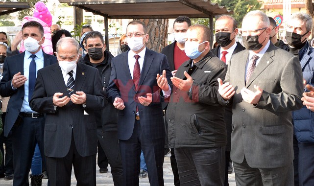 Genelkurmay eski başkanı Hilmi Özkök, Turgutlu'da kardeşinin cenazesine katıldı