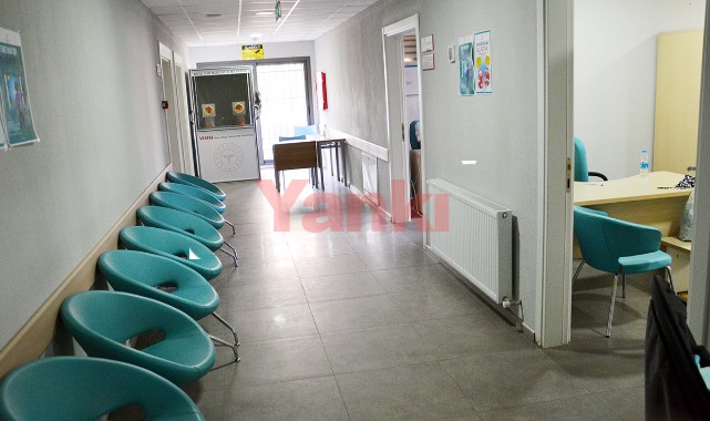 Turgutlu'da sağlık çalışanları 2 günlük iş bırakma eylemi başlattı