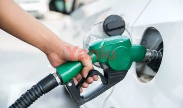 Akaryakıta büyük zam. Motorin 25 lirayı aştı