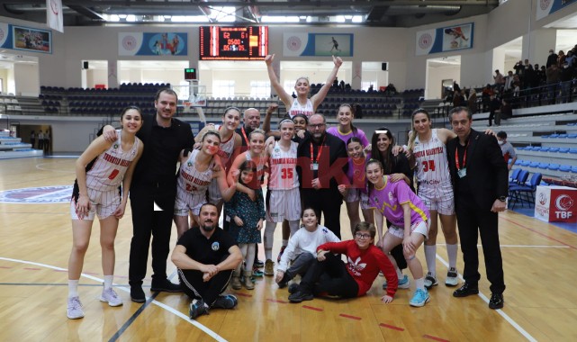Belediyespor Kadın Basketbol Takımı İstanbul Yolcusu