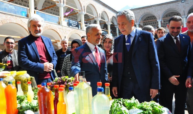 Bülent Arınç: 'Güzel günler yakındır, güzel günlere tekrar kavuşacağız'