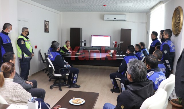 Manisa'da jandarmadan zabıtaya trafik eğitimi