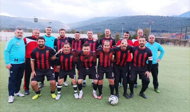 Turgutlu Masterleri Bornova'yı da farklı geçti: 5-1